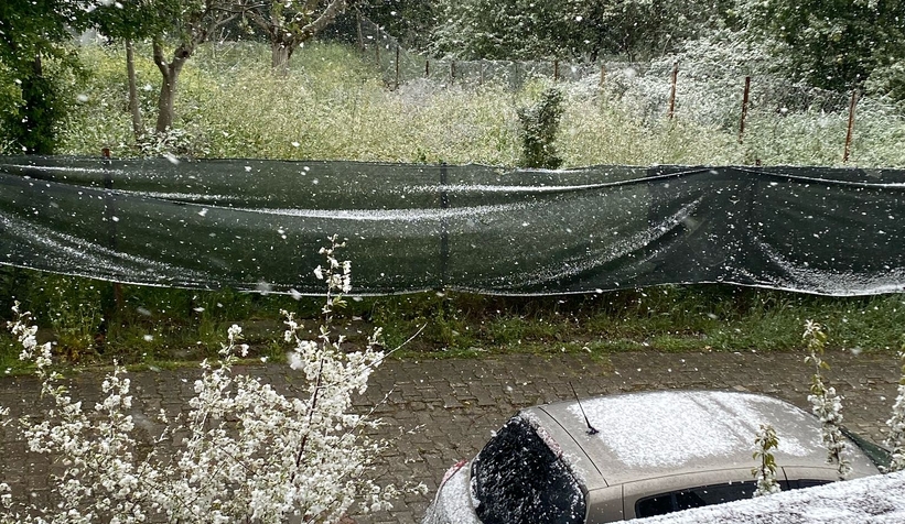 Nisan ayında kar yağdı; Sakarya beyaza büründü