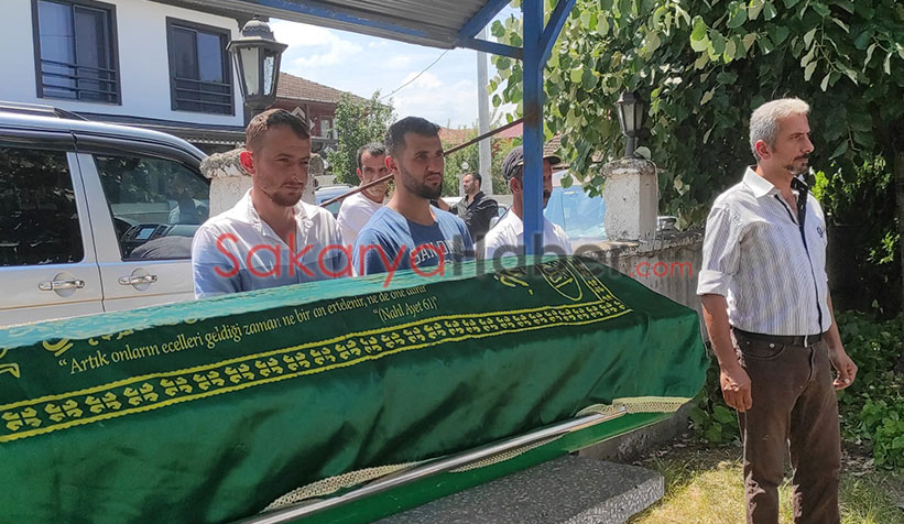 Nişanlısının gözleri önünde boğulan gence son görev