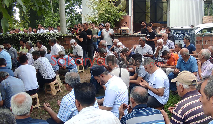 Nişanlısının gözleri önünde boğulan gence son görev