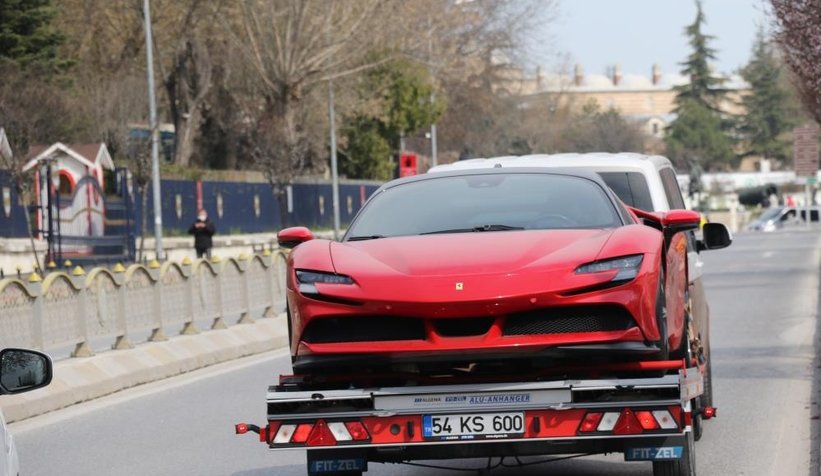 O Ferrari Kenan Sofuoğlu'nun çıktı