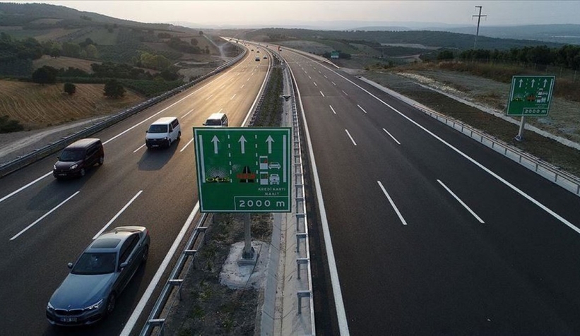 o-otoyollarda-hiz-siniri-yarindan-itibaren-140-km-ye-cikiyornmoyzwjist