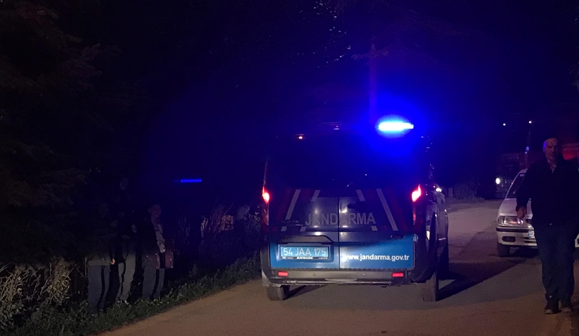 Odunluk yaşlı kadının üzerine yıkıldı