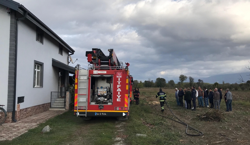 Odunluktaki kalorifer kazanı patladı