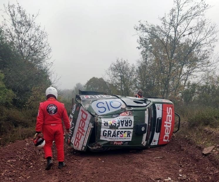Off-Road şampiyonasında feci kaza kamerada