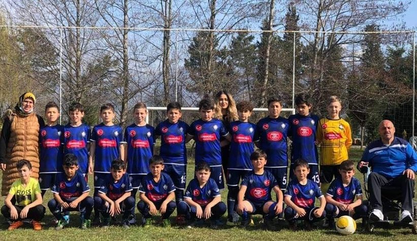 Oğlu futbolcu olsun istedi, kendi antrenör oldu