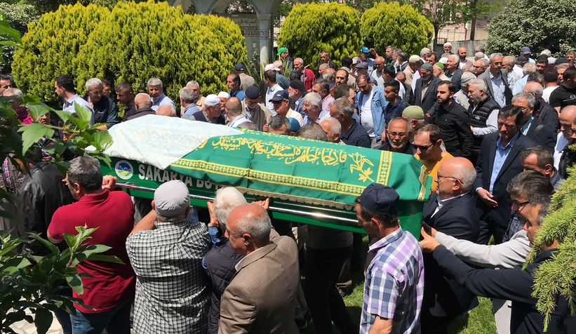 Oğlu tarafından öldürülen Mükerrem Yılmaz toprağa verildi