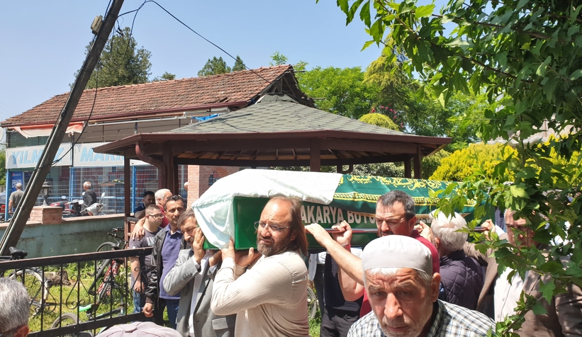 Oğlu tarafından öldürülen Mükerrem Yılmaz toprağa verildi