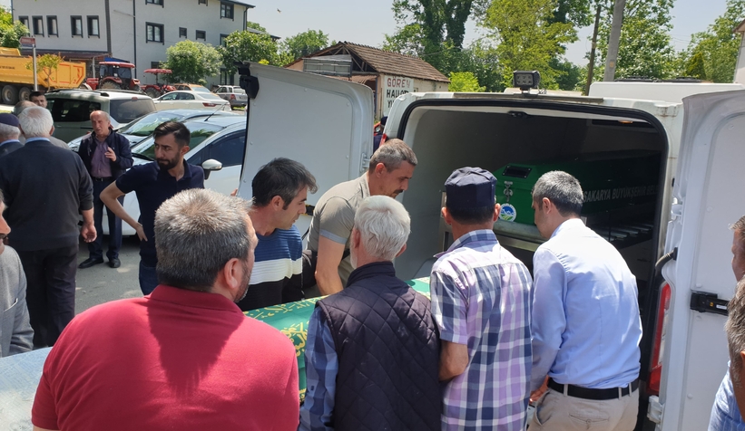 Oğlu tarafından öldürülen Mükerrem Yılmaz toprağa verildi