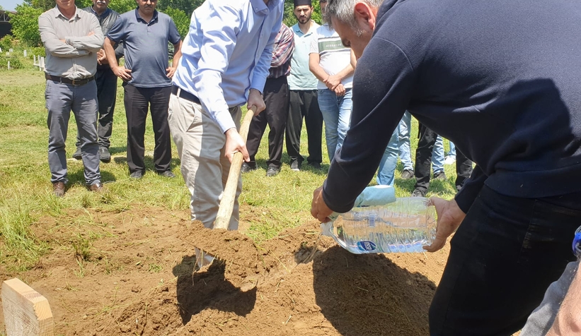 Oğlu tarafından öldürülen Mükerrem Yılmaz toprağa verildi