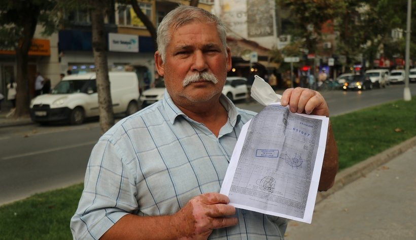 Oğlu tüm servetini elinden aldı