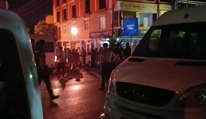 Oğlunu boğularak kaybeden aile o eve saldırdı