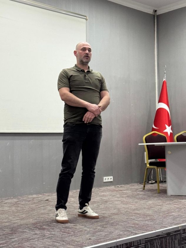 ogrenci-sanayici-el-ele-daha-guclu-gelecege-projesi-tamamlandirxhzsju3ce