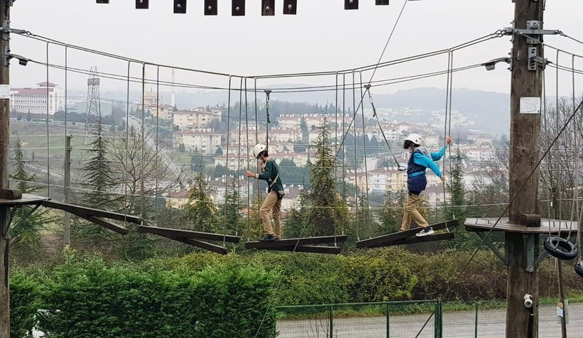 Öğrenciler Macera Park'ta özgüven bilinci kazanıyor
