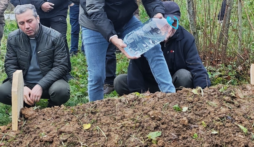 okulda-rahatsizlanmisti-8-yasindaki-tarik-melek-olduazljewhcv0