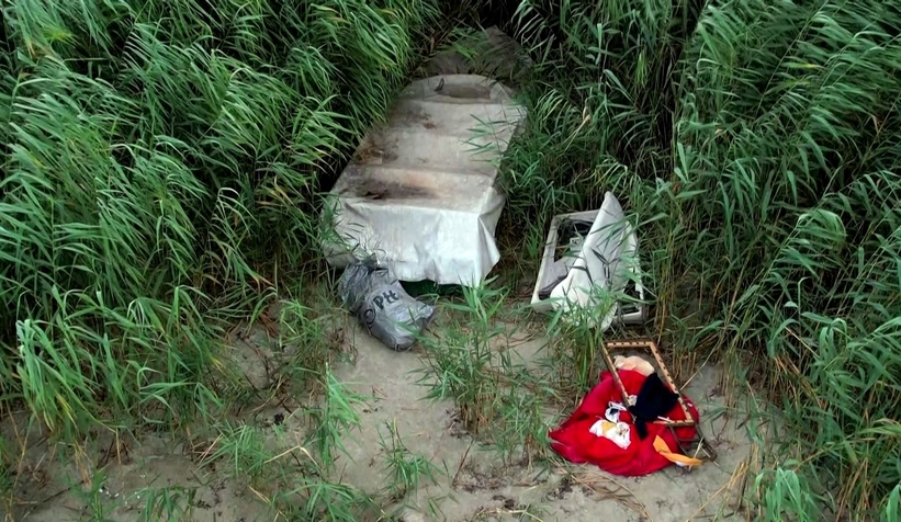 olan Sapanca Gölü’nün yanı başındaki park çöplüğe döndü