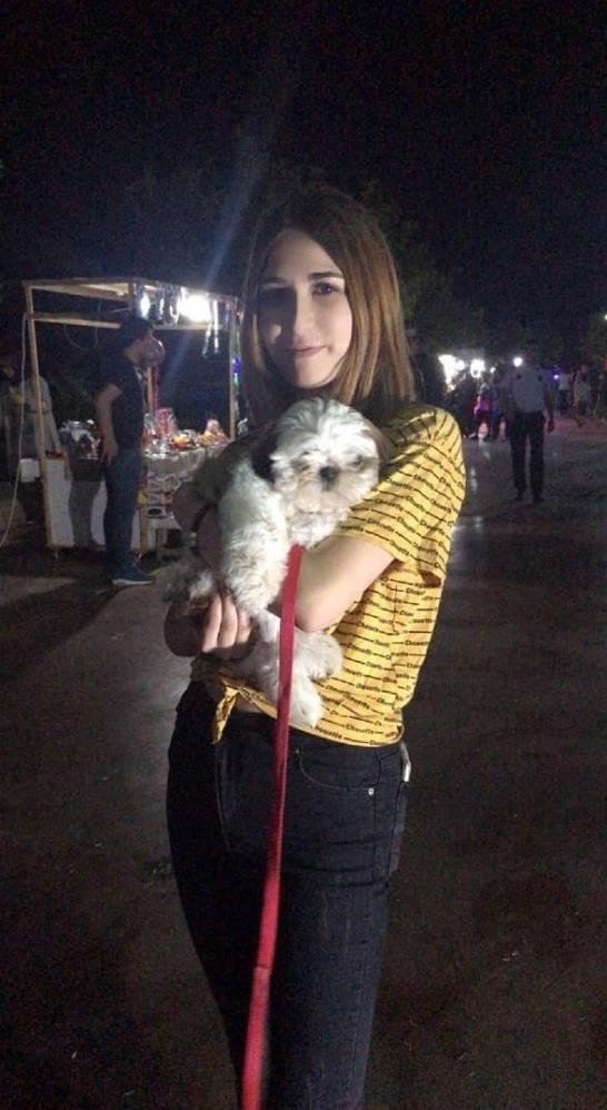 Öldürülen iki genç kadından geriye mutluluk fotoğrafları kaldı