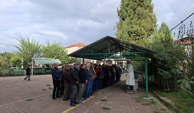 Ölü bulunan Orhan Dertli toprağa verildi