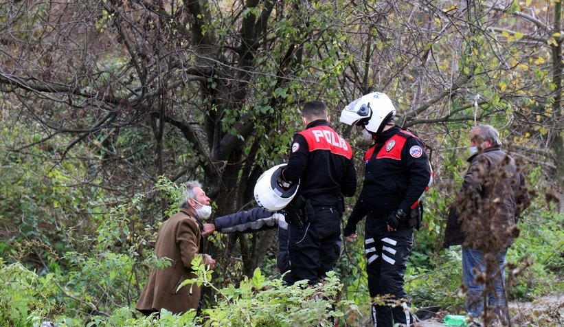  Önce alkol şişelerini toplattılar, ardından eve yolladılar