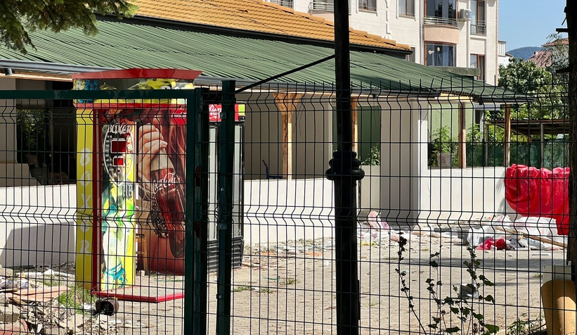 once-kafe-yapildi-sonra-sahibinden-satilik-tabelasi-asildizfl1depum1