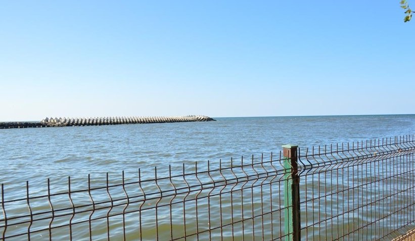 Onlar ağlarını sessiz attı