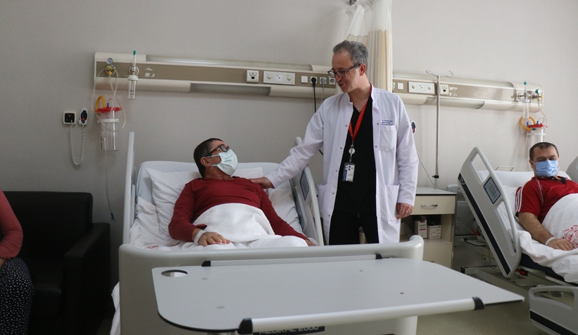 Organ nakliyle hayata tutundular