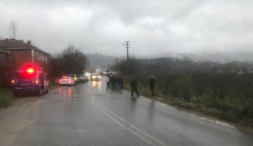 orman-isletmeye-ait-kamyonet-takla-attiuxhrwgffmw
