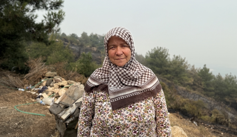 Orman yangınında alevlerin arasında kaldı