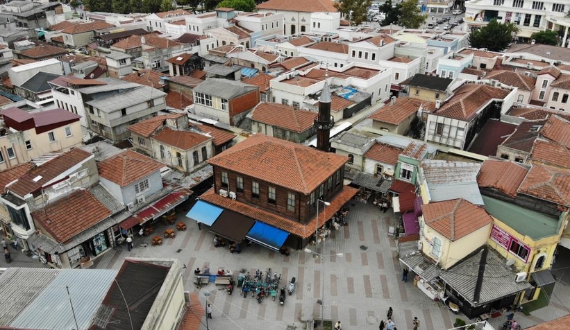 Orta Camii, 3 asra yaklaşan tarihiyle ayakta