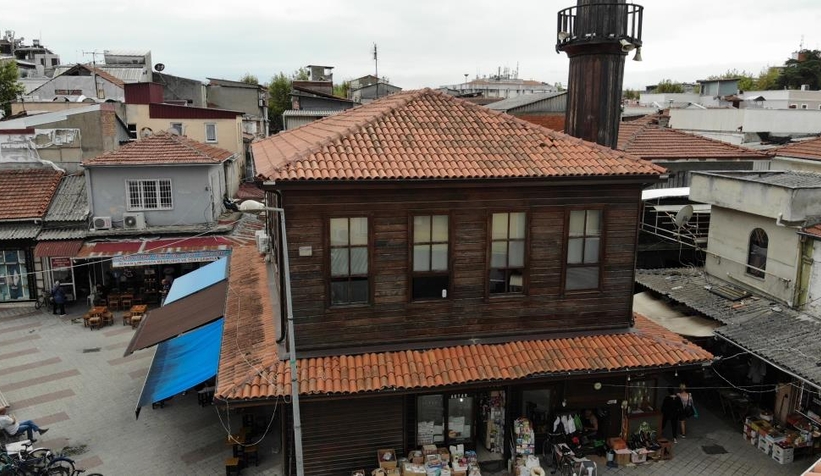 Orta Camii, 3 asra yaklaşan tarihiyle ayakta