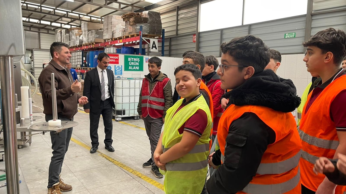 ÖSEL Projesi 2. yılında: Akyazı’da öğrenciler yeniden sanayide!