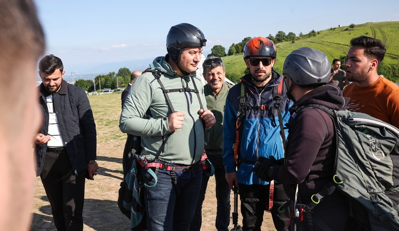 osman-celik-kirantepe-den-yamac-parasutu-ile-uctuqvpqnu9oml