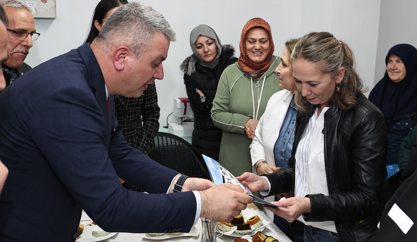 osman-celik-selahiye-de-vatandasla-bulustun2yrwgrcl1