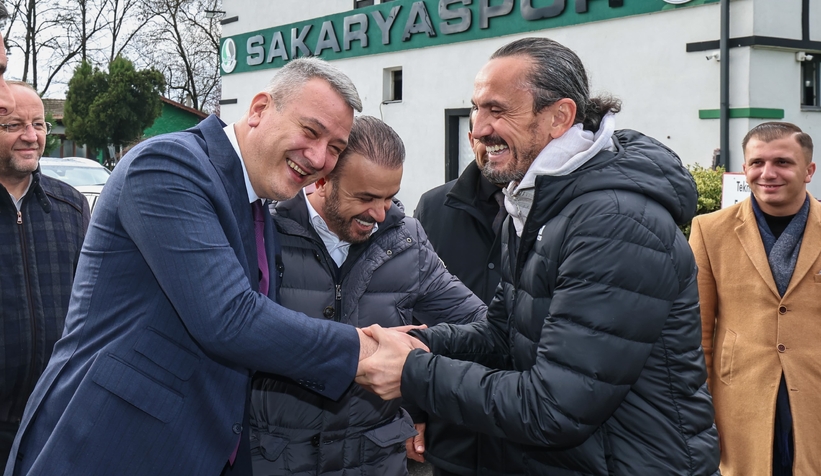 Osman Çelik'ten Sakaryaspor'a ziyaret