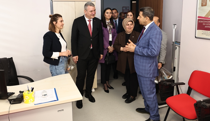 osman-celik-ten-tip-bayrami-nda-saglikcilara-ziyaretqunxave4yl