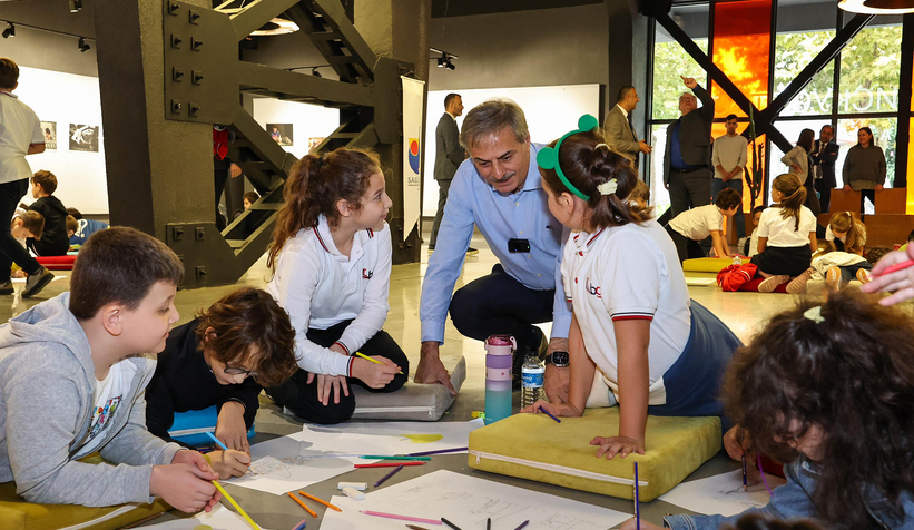 OSM’de minik sanatçılara Yusuf Alemdar sürprizi