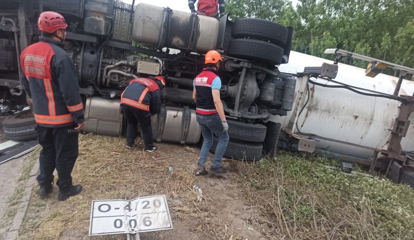 otoban-topaagac-mevkiinde-korku-dolu-anlarr1jeqljoeh