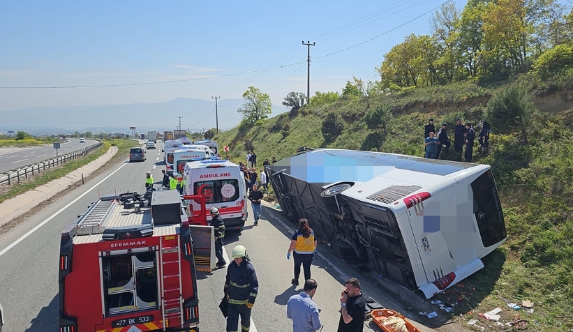 otobus-devrildi-yolcu-hayatini-kaybettisunos0d3r2