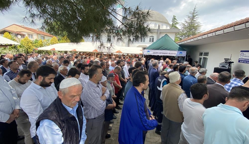 Otobüs kazasında ölen Ömer gözyaşları içinde toprağa verildi