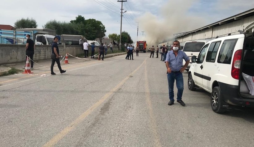 Otomobil alev alev yandı