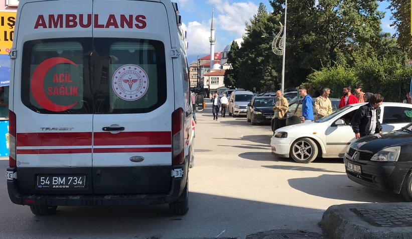 Otomobil çarptığı yaya yaralandı