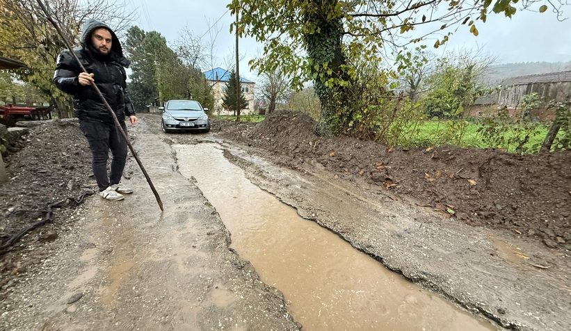 otomobil-dev-cukura-gomuldubmhtdfirzl