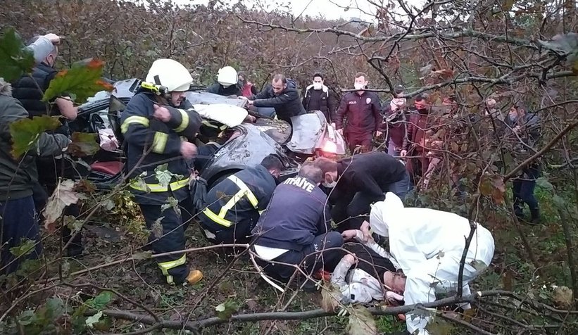 Otomobil fındık bahçesine uçtu: 4 yaralı