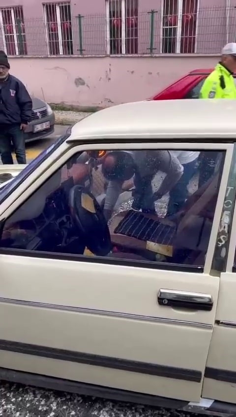 Otomobil hırsızı kaçamadı