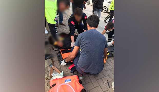 Otomobil ile çarpışan motosikletli yaralandı