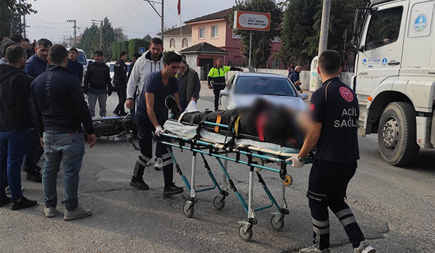 Otomobil ile çarpışan motosikletli yaralandı