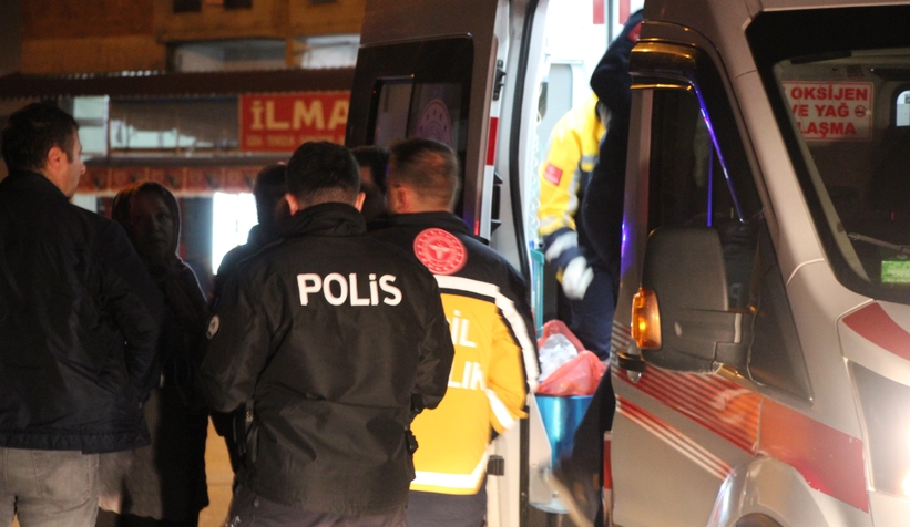 otomobil-ile-carpisan-motosikletli-yaralandirln2vgk5rs