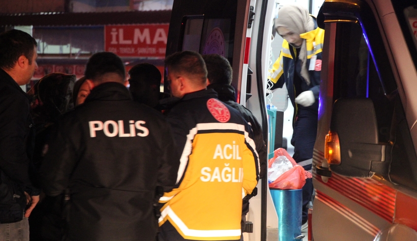 otomobil-ile-carpisan-motosikletli-yaralandirln2vgk5rs