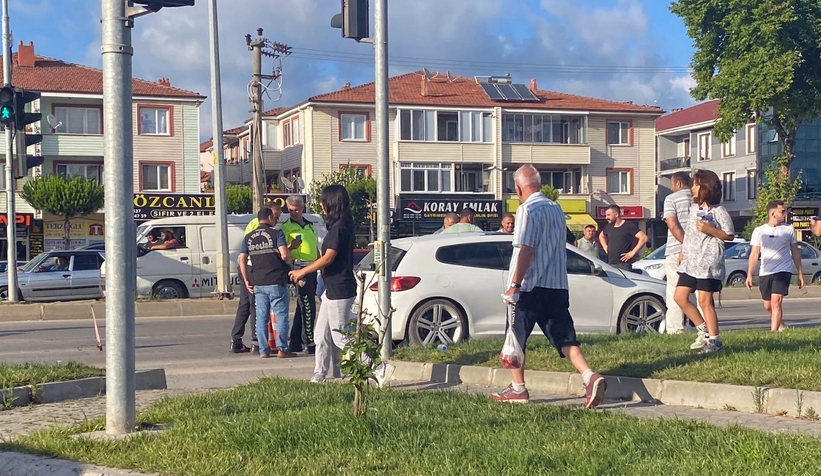 Otomobil ile motosiklet çarpıştı: 1 ölü