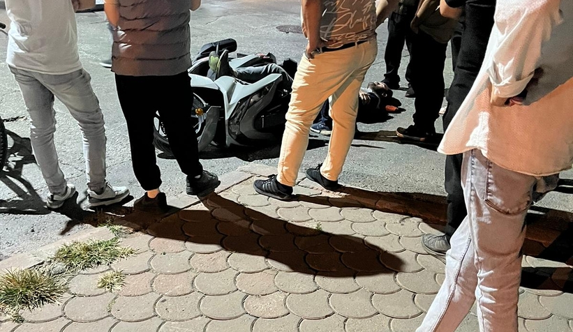 otomobil-ile-motosiklet-carpisti-1-yaralirxvquwhzbv