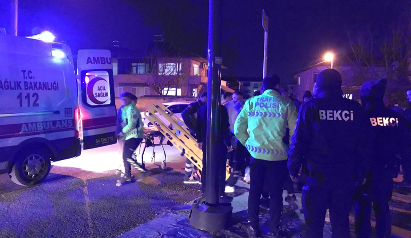 otomobil-ile-motosiklet-carpisti-2-yaraliauq2ohhoav